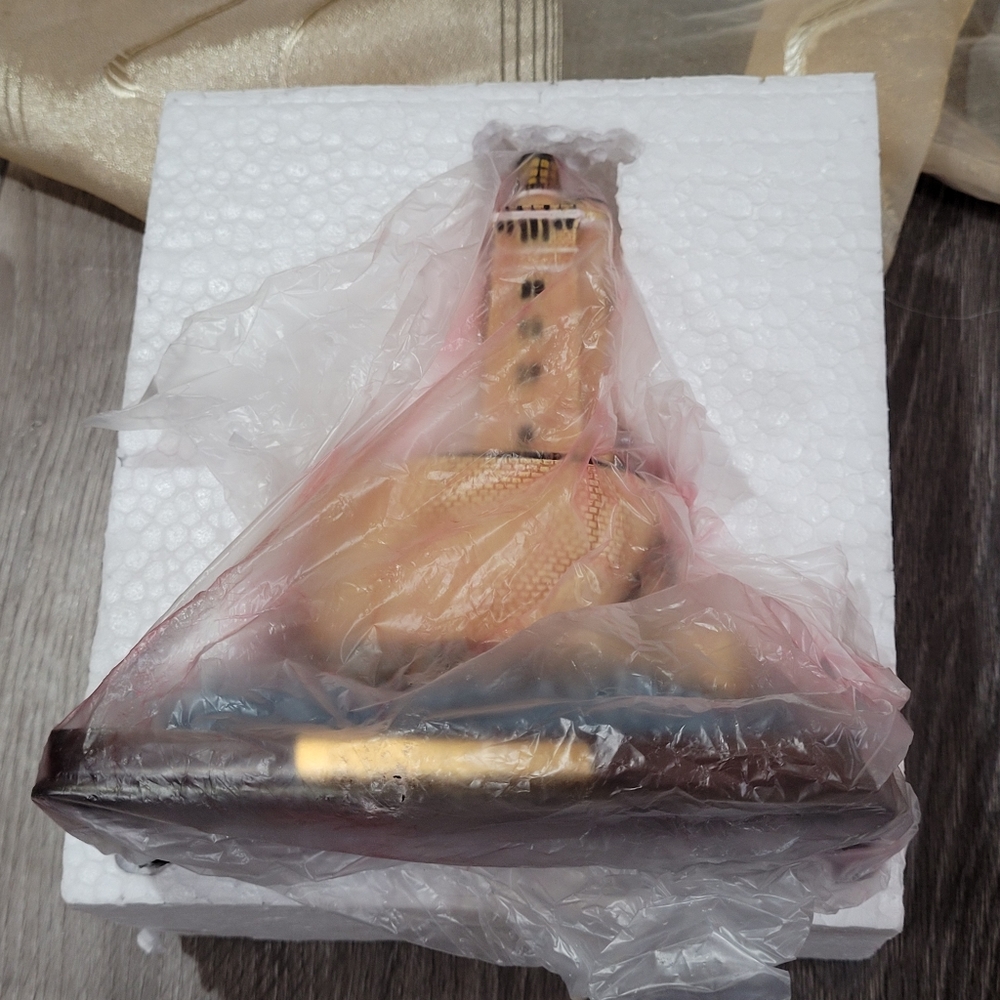 Oneida studios Lighthouse. Nautical Home Decor - Picture 7 of 12